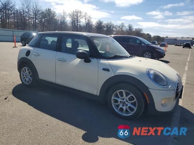 Czwarte zdjęcie samochodu z boku: 2019 MINI COOPER VIN:WMWXU1C5XK2J01308 - miniatura