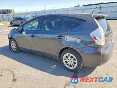 Drugie zdjęcie samochodu z przodu: 2014 TOYOTA PRIUS V TWO VIN:JTDZN3EUXEJ009747 - miniatura