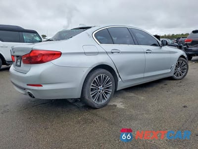 Trzecie zdjęcie samochodu z tyłu: 2020 BMW 530 XI VIN:WBAJR7C05LWW65201 - miniatura