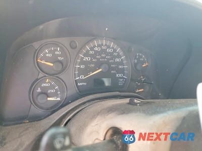 Zdjęcie 9 z 13 samochodu: 2003 CHEV EXPRESS G1500 VIN:1GCFG15X431153884 - miniatura