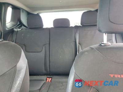 Zdjęcie 10 z 13 samochodu: 2016 JEEP RENEGADE TRAILHAWK VIN:ZACCJBCT1GPC52789 - miniatura