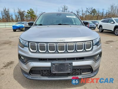 Piąte zdjęcie samochodu w środku: 2022 JEEP COMPASS LATITUDE LUX VIN:3C4NJDFBXNT117999 - miniatura