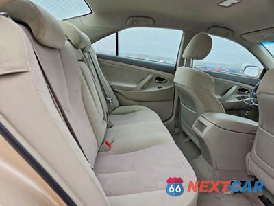 Zdjęcie 10 z 12 samochodu: 2010 TOYOTA CAMRY LE VIN:4T4BF3EK2AR071165 - miniatura