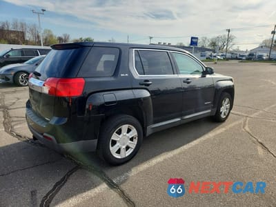 Trzecie zdjęcie samochodu z tyłu: 2011 GMC TERRAIN SLE VIN:2CTFLREC6B6392182 - miniatura