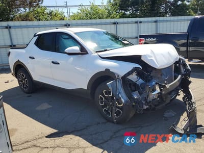 Czwarte zdjęcie samochodu z boku: 2023 HYUNDAI SANTA CRUZ SE VIN:5NTJADAE2PH068298 - miniatura