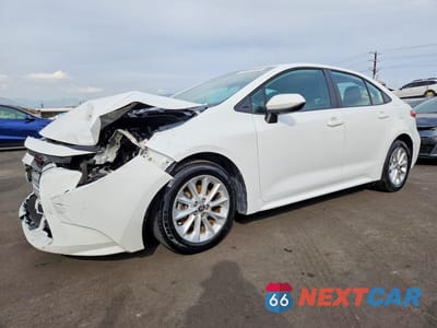2021 TOYOTA COROLLA LE 5YFVPMAE1MP208029 - główne zdjęcie licytacji z USA - miniatura