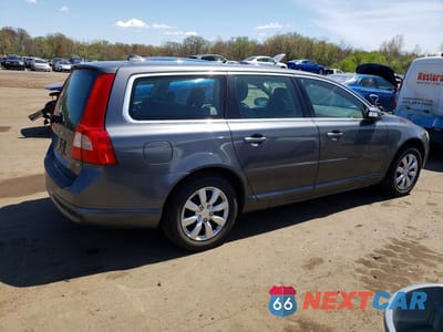 Trzecie zdjęcie samochodu z tyłu: 2008 VOLVO V70 3.2 VIN:YV1BW982X81019608 - miniatura