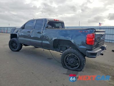 Drugie zdjęcie samochodu z przodu: 2019 CHEVROLET SILVERADO LD K1500 LT VIN:2GCVKPEC7K1148827 - miniatura