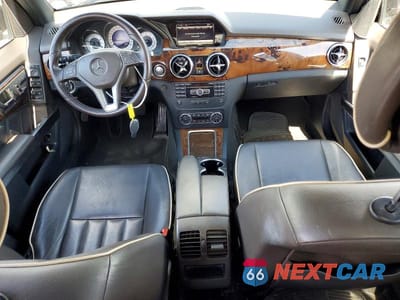 Zdjęcie 8 z 12 samochodu: 2013 MERCEDES-BENZ GLK 350 VIN:WDCGG5HB9DF958385 - miniatura
