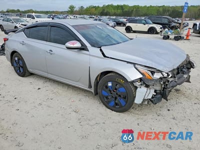 Czwarte zdjęcie samochodu z boku: 2021 NISSAN ALTIMA 2.5 S VIN:1N4BL4BV8MN370482 - miniatura