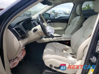 Zdjęcie 7 z 13 samochodu: 2017 VOLVO XC90 T6 VIN:YV4A22PK9H1163850 - miniatura