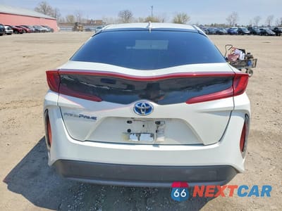 Zdjęcie 6 z 12 samochodu: 2018 TOYOTA PRIUS PRIME PLUS VIN:JTDKARFP8J3101124 - miniatura