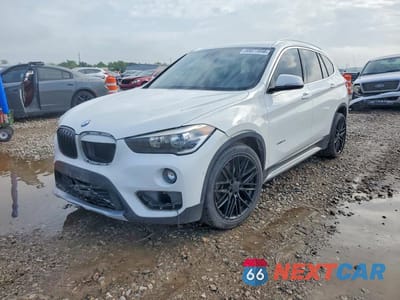 2017 BMW X1 XDRIVE28I WBXHT3C32H5F83385 - główne zdjęcie licytacji z USA - miniatura