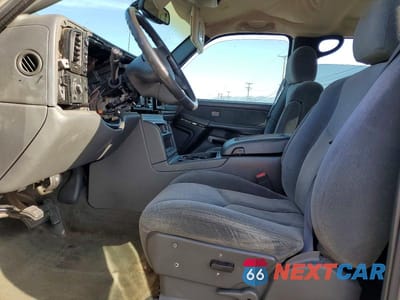 Zdjęcie 7 z 13 samochodu: 2003 CHEVROLET SILVERADO K1500 HEAVY DUTY VIN:1GCGK13U43F117238 - miniatura