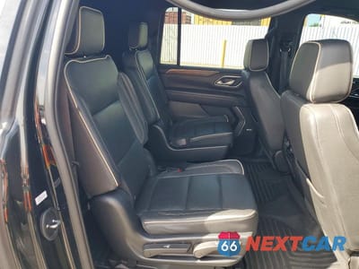 Zdjęcie 11 z 13 samochodu: 2023 CHEVROLET SUBURBAN C1500 PREMIER VIN:1GNSCFKD0PR354813 - miniatura