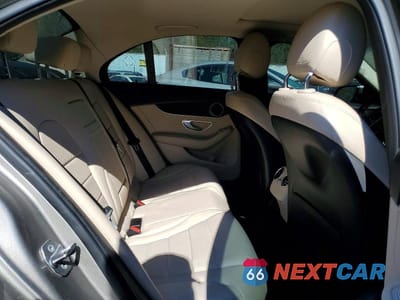 Zdjęcie 10 z 11 samochodu: 2019 MERCEDES-BENZ C 300 4MATIC VIN:55SWF8EB8KU299922 - miniatura