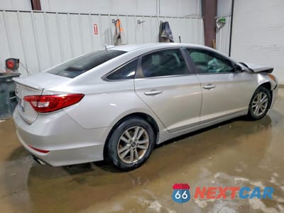 Trzecie zdjęcie samochodu z tyłu: 2015 HYUNDAI SONATA SE VIN:5NPE24AF9FH166703 - miniatura