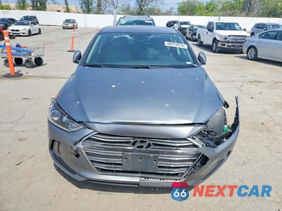Piąte zdjęcie samochodu w środku: 2017 HYUNDAI ELANTRA LIMITED VIN:KMHD84LF6HU263501 - miniatura