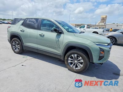 Czwarte zdjęcie samochodu z boku: 2026 CHEVROLET EQUINOX LT VIN:3GNAXHEG4TL110942 - miniatura