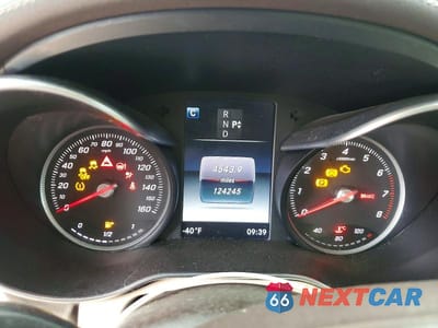 Zdjęcie 9 z 13 samochodu: 2017 MERCEDES-BENZ C 300 4MATIC VIN:55SWF4KB5HU192249 - miniatura