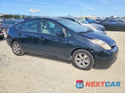 Czwarte zdjęcie samochodu z boku: 2007 TOYOTA PRIUS BASE VIN:JTDKB20U177649132 - miniatura
