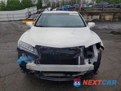 Piąte zdjęcie samochodu w środku: 2018 ACURA RDX VIN:5J8TB4H37JL019398 - miniatura
