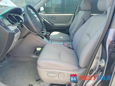 Zdjęcie 7 z 12 samochodu: 2005 TOYOTA HIGHLANDER LIMITED VIN:JTEGP21A150074219 - miniatura