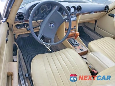 Zdjęcie 8 z 12 samochodu: 1985 MERCEDES-BENZ 380 SL VIN:WDBBA45C2FA023989 - miniatura