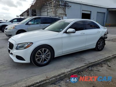 2017 MERCEDES-BENZ C 300 55SWF4JB5HU187098 - główne zdjęcie licytacji z USA - miniatura