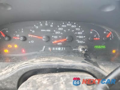 Zdjęcie 9 z 12 samochodu: 2008 FORD ECONOLINE E350 SUPER DUTY WAGON VIN:1FBNE31L48DB00547 - miniatura