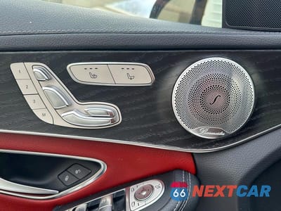 Zdjęcie 12 z 13 samochodu: 2016 MERCEDES-BENZ C 300 4MATIC VIN:55SWF4KB7GU116174 - miniatura