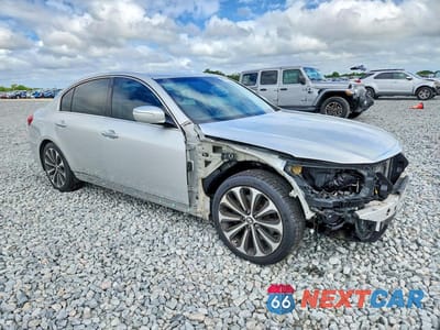 Czwarte zdjęcie samochodu z boku: 2012 HYUNDAI GENESIS 5.0L R-SPEC VIN:KMHGC4DHXCU192243 - miniatura