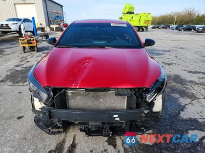 Piąte zdjęcie samochodu w środku: 2024 KIA FORTE GT LINE VIN:3KPF54AD3RE751523 - miniatura