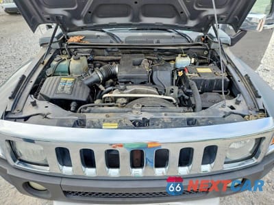 Zdjęcie 12 z 13 samochodu: 2009 HUMMER H3 VIN:5GTEN13E598119688 - miniatura