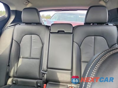 Zdjęcie 10 z 13 samochodu: 2023 VOLVO XC40 CORE VIN:YV4L12UV2P2109728 - miniatura