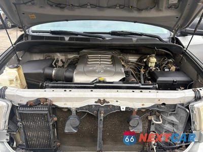 Zdjęcie 7 z 11 samochodu: 2008 TOYOTA TUNDRA SR5 VIN:5TBBV54158S503664 - miniatura