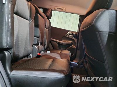 Zdjęcie 11 z 14 samochodu: 2024 MITSUBISHI OUTLANDER ES VIN:JA4J4UA81RZ029580 - miniatura