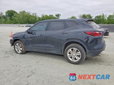 Drugie zdjęcie samochodu z przodu: 2021 CHEVROLET BLAZER 2LT VIN:3GNKBHRSXMS538281 - miniatura