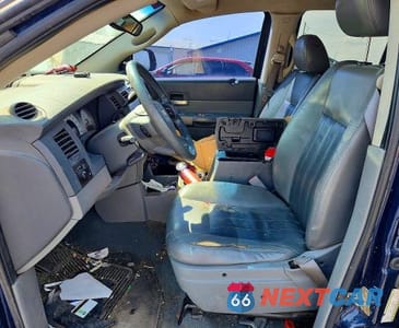 Zdjęcie 7 z 12 samochodu: 2005 DODGE DURANGO LIMITED VIN:1D4HB58D45F563870 - miniatura
