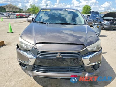 Piąte zdjęcie samochodu w środku: 2017 MITSUBISHI OUTLANDER SPORT ES VIN:JA4AP3AU0HZ065483 - miniatura