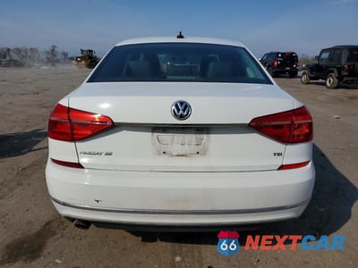 Zdjęcie 6 z 12 samochodu: 2016 VOLKSWAGEN PASSAT SE VIN:1VWBT7A32GC011623 - miniatura