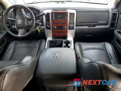 Zdjęcie 8 z 13 samochodu: 2012 DODGE RAM 3500 LARAMIE VIN:3C63D3EL3CG243606 - miniatura