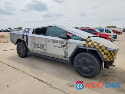 Czwarte zdjęcie samochodu z boku: 2024 TESLA CYBERTRUCK VIN:7G2CEHED6RA049138 - miniatura