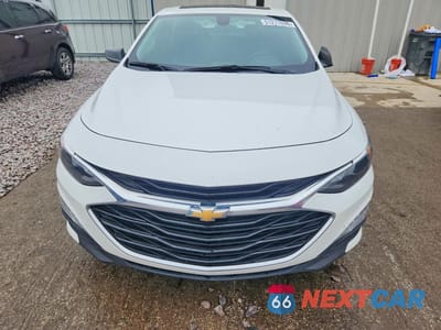 Piąte zdjęcie samochodu w środku: 2020 CHEVROLET MALIBU LT VIN:1G1ZD5ST5LF004975 - miniatura