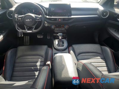 Zdjęcie 8 z 12 samochodu: 2023 KIA FORTE GT VIN:3KPF44AC2PE625368 - miniatura