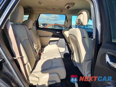 Zdjęcie 10 z 12 samochodu: 2012 DODGE JOURNEY SE VIN:3C4PDCABXCT324228 - miniatura