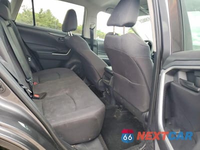 Zdjęcie 11 z 13 samochodu: 2020 TOYOTA RAV4 LE VIN:2T3G1RFV7LW101572 - miniatura