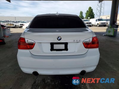 Zdjęcie 6 z 12 samochodu: 2008 BMW 335 I VIN:WBAVB73508KY64382 - miniatura