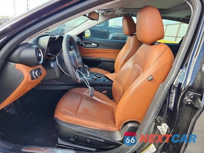 Zdjęcie 7 z 12 samochodu: 2018 ALFA ROMEO GIULIA VIN:ZARFAEBN4J7580512 - miniatura