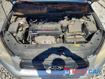 Zdjęcie 12 z 13 samochodu: 2006 TOYOTA RAV4 BASE VIN:JTMBD33V966016595 - miniatura